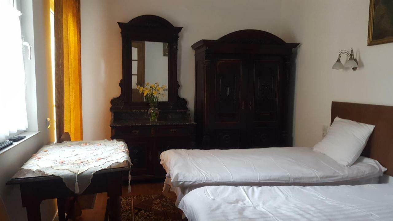 Room In An Old House Truskavets Eksteriør bilde